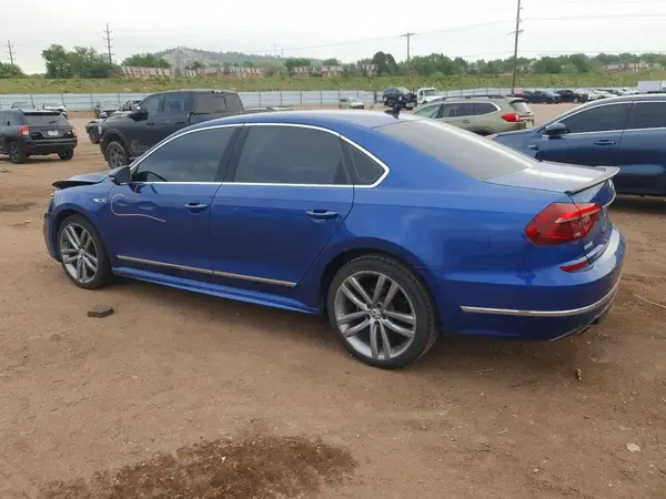 1VWDT7A38HC073022 2017 VOLKSWAGEN PASSAT - Image 2