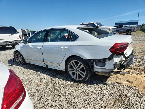 1VWDT7A38HC074543 2017 VOLKSWAGEN PASSAT - Image 2