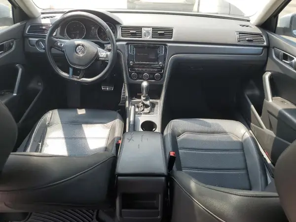 1VWDT7A38HC082917 2017 VOLKSWAGEN PASSAT - Image 8