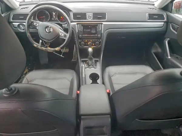 1VWDT7A38HC085381 2017 VOLKSWAGEN PASSAT - Image 8