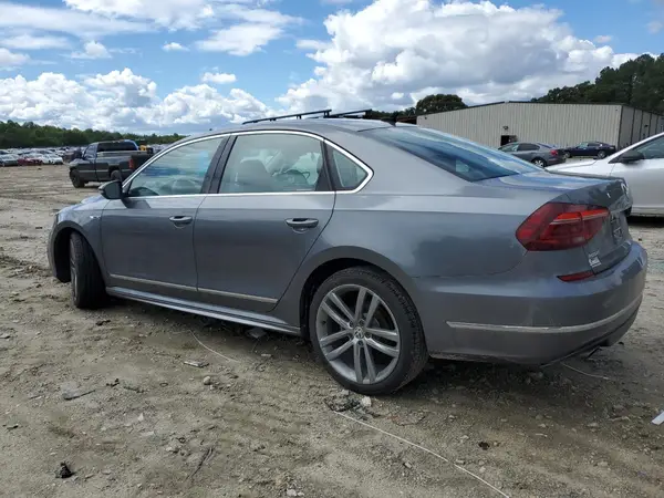 1VWDT7A39HC000239 2017 VOLKSWAGEN PASSAT - Image 2