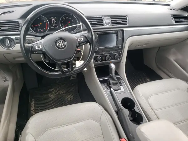 1VWDT7A39HC003142 2017 VOLKSWAGEN PASSAT - Image 8