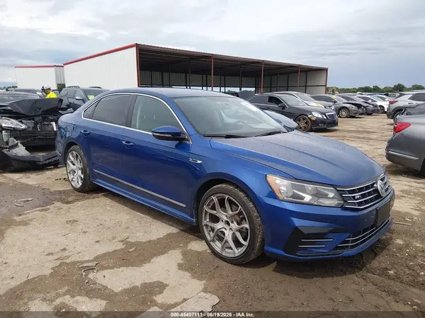 1VWDT7A39HC006820 2017 VOLKSWAGEN PASSAT - Image 1