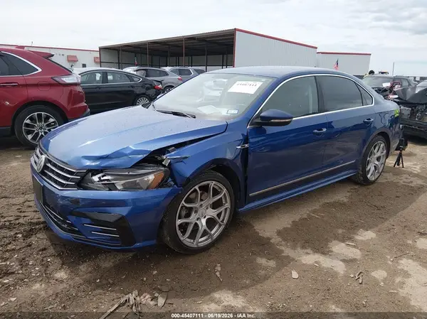 1VWDT7A39HC006820 2017 VOLKSWAGEN PASSAT - Image 2