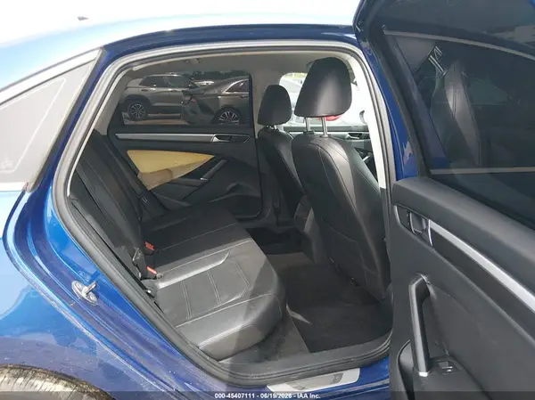 1VWDT7A39HC006820 2017 VOLKSWAGEN PASSAT - Image 8