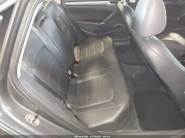 1VWDT7A39HC020295 2017 VOLKSWAGEN PASSAT - Image 8