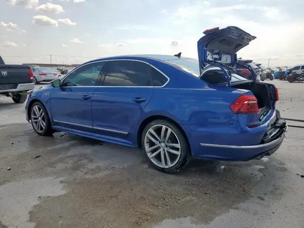 1VWDT7A39HC023083 2017 VOLKSWAGEN PASSAT - Image 2