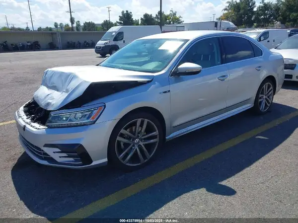 1VWDT7A39HC027053 2017 VOLKSWAGEN PASSAT - Image 2