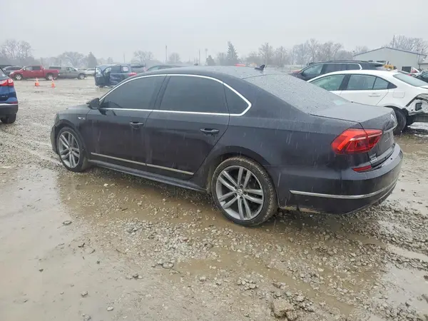 1VWDT7A39HC037887 2017 VOLKSWAGEN PASSAT - Image 2