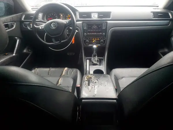1VWDT7A39HC037887 2017 VOLKSWAGEN PASSAT - Image 8