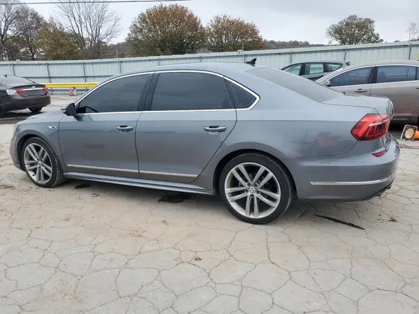 1VWDT7A39HC046668 2017 VOLKSWAGEN PASSAT - Image 2