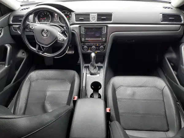 1VWDT7A39HC046668 2017 VOLKSWAGEN PASSAT - Image 8