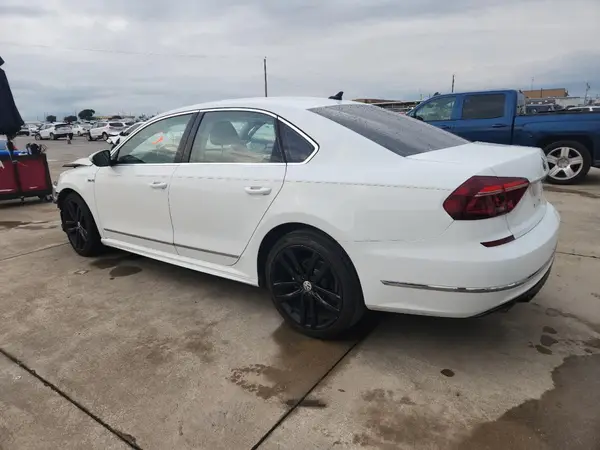 1VWDT7A39HC048159 2017 VOLKSWAGEN PASSAT - Image 2
