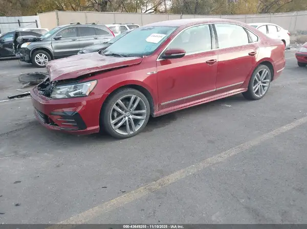 1VWDT7A39HC060862 2017 VOLKSWAGEN PASSAT - Image 2