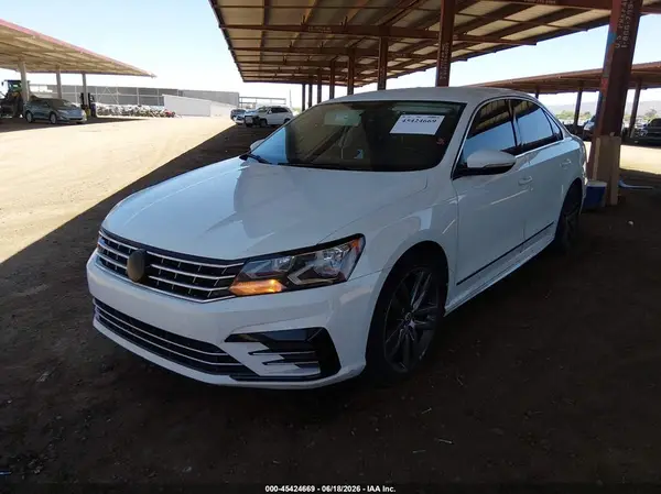 1VWDT7A39HC068203 2017 VOLKSWAGEN PASSAT - Image 2