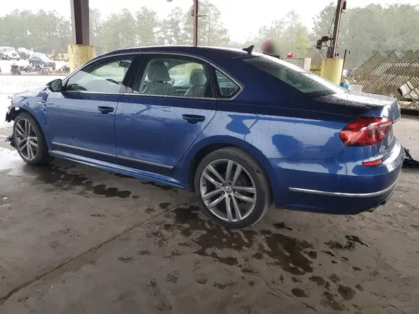 1VWDT7A39HC069643 2017 VOLKSWAGEN PASSAT - Image 2