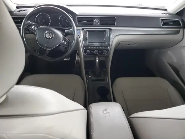 1VWDT7A39HC069643 2017 VOLKSWAGEN PASSAT - Image 8