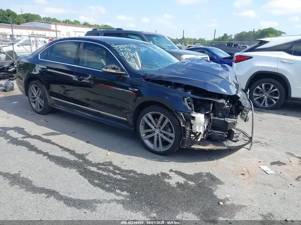 1VWDT7A39HC069819 2017 VOLKSWAGEN PASSAT - Image 1