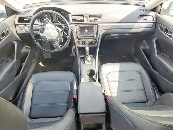 1VWDT7A39HC074499 2017 VOLKSWAGEN PASSAT - Image 8