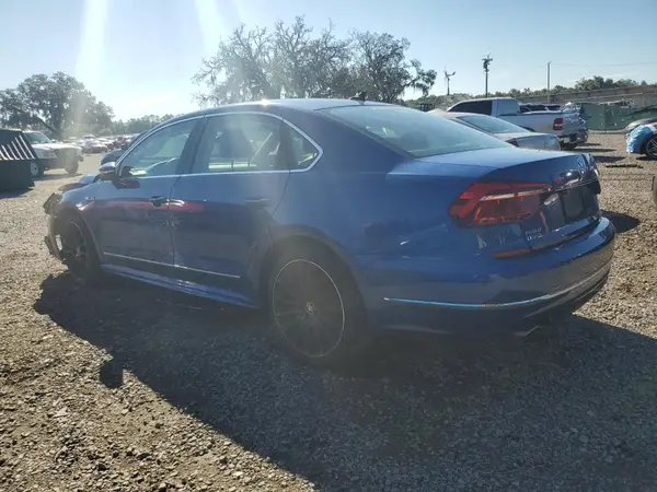 1VWDT7A39HC080495 2017 VOLKSWAGEN PASSAT - Image 2