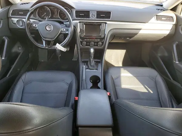 1VWDT7A39HC080545 2017 VOLKSWAGEN PASSAT - Image 8