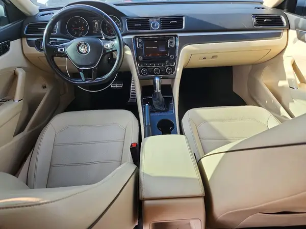 1VWDT7A3XHC003523 2017 VOLKSWAGEN PASSAT - Image 8