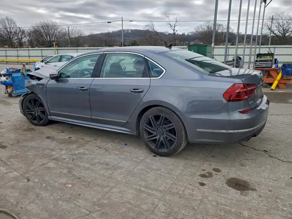 1VWDT7A3XHC022931 2017 VOLKSWAGEN PASSAT - Image 2