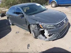 1VWDT7A3XHC027417 2017 VOLKSWAGEN PASSAT