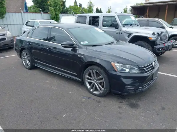1VWDT7A3XHC039843 2017 VOLKSWAGEN PASSAT - Image 1