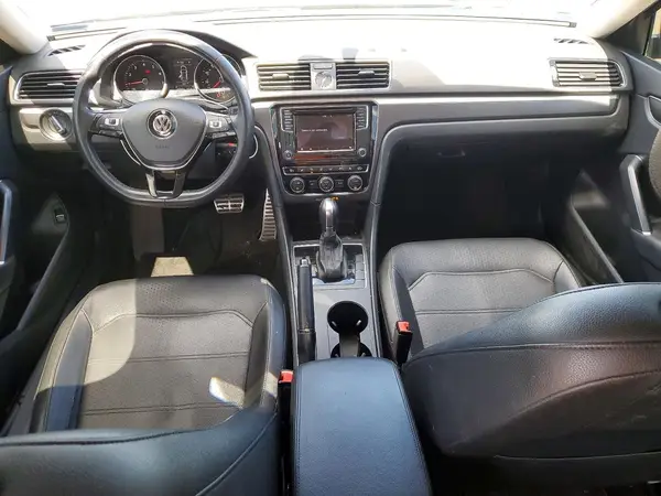 1VWDT7A3XHC050728 2017 VOLKSWAGEN PASSAT - Image 8