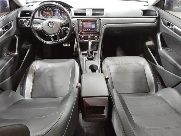 1VWDT7A3XHC052057 2017 VOLKSWAGEN PASSAT - Image 8