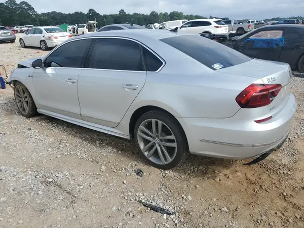 1VWDT7A3XHC056027 2017 VOLKSWAGEN PASSAT - Image 2