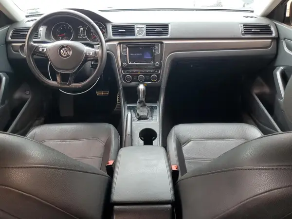 1VWDT7A3XHC056996 2017 VOLKSWAGEN PASSAT - Image 8