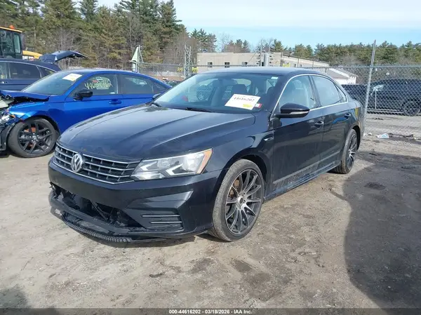 1VWDT7A3XHC057064 2017 VOLKSWAGEN PASSAT - Image 2