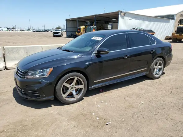 1VWDT7A3XHC058022 2017 VOLKSWAGEN PASSAT - Image 1