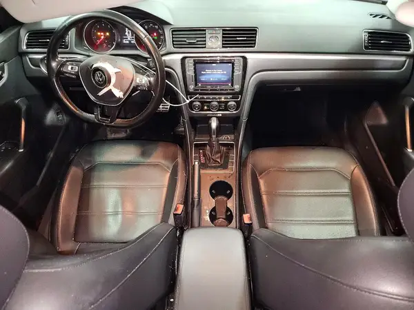 1VWDT7A3XHC065391 2017 VOLKSWAGEN PASSAT - Image 8