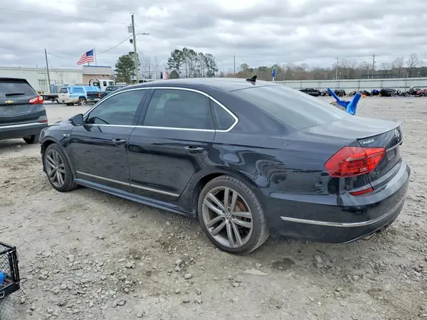 1VWDT7A3XHC068128 2017 VOLKSWAGEN PASSAT - Image 2
