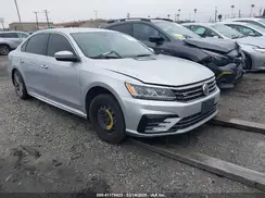 1VWDT7A3XHC072258 2017 VOLKSWAGEN PASSAT