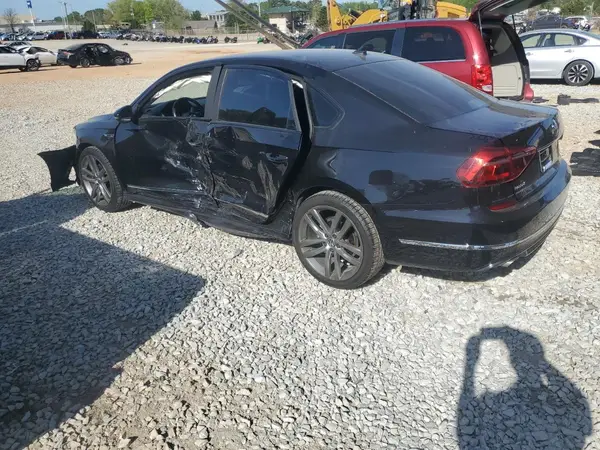 1VWDT7A3XHC073670 2017 VOLKSWAGEN PASSAT - Image 2