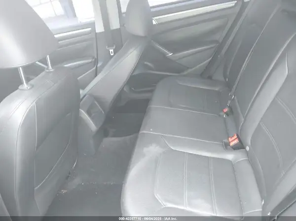 1VWDT7A3XHC078545 2017 VOLKSWAGEN PASSAT - Image 8