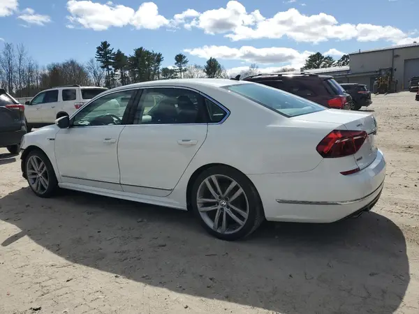 1VWDT7A3XHC078822 2017 VOLKSWAGEN PASSAT - Image 2