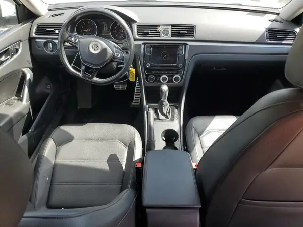 1VWDT7A3XHC078822 2017 VOLKSWAGEN PASSAT - Image 8