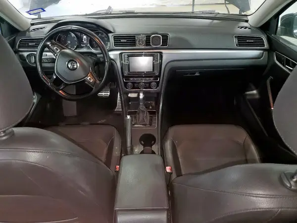 1VWDT7A3XHC084104 2017 VOLKSWAGEN PASSAT - Image 8