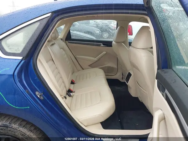 1VWET7A30HC063413 2017 VOLKSWAGEN PASSAT - Image 8