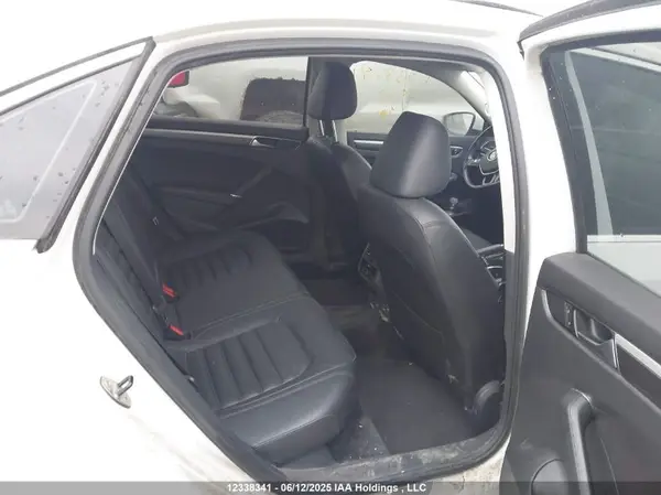 1VWET7A31HC001454 2017 VOLKSWAGEN PASSAT - Image 8