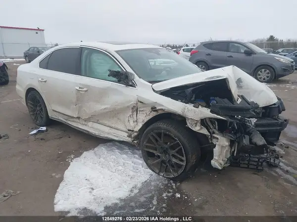 1VWET7A31HC085890 2017 VOLKSWAGEN PASSAT - Image 1