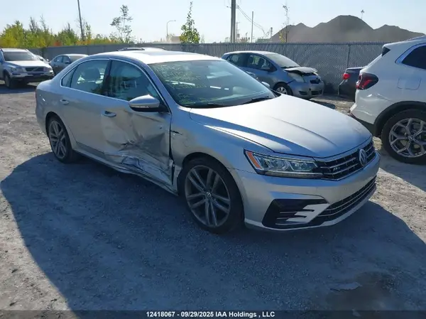 1VWET7A39HC011214 2017 VOLKSWAGEN PASSAT - Image 1