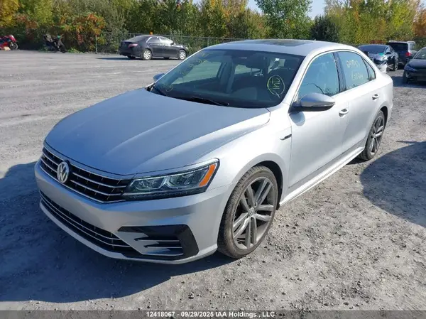 1VWET7A39HC011214 2017 VOLKSWAGEN PASSAT - Image 2
