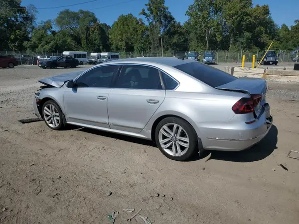 1VWGT7A30HC001325 2017 VOLKSWAGEN PASSAT - Image 2