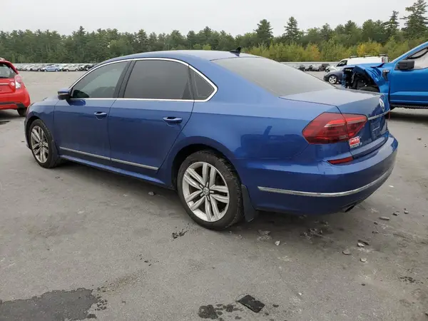 1VWGT7A30HC015886 2017 VOLKSWAGEN PASSAT - Image 2